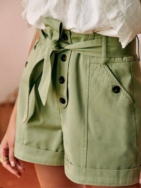 Sezane Marcus Short Khaki Green size 34